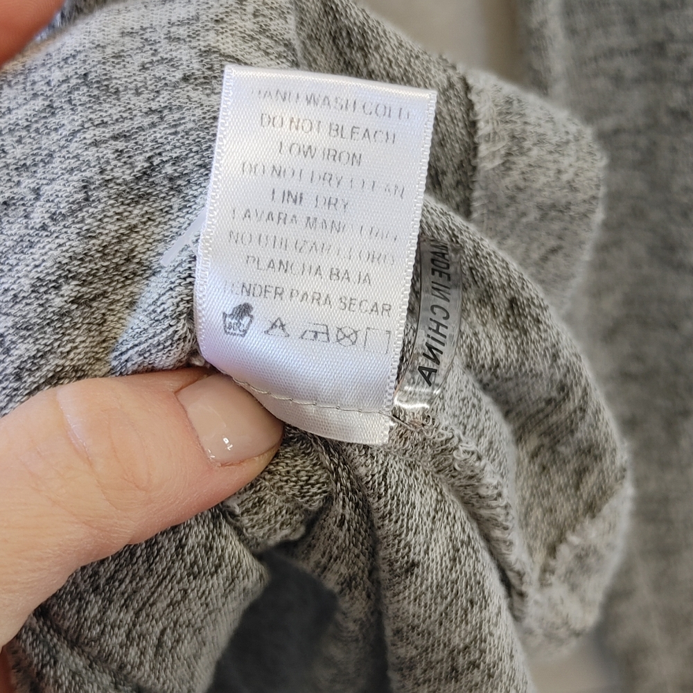 Ladies sweater - Picture 4 of 5